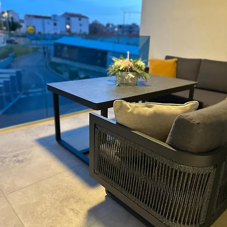 Апартаменти Harmony Luxe Private Garage And Terrace Спліт