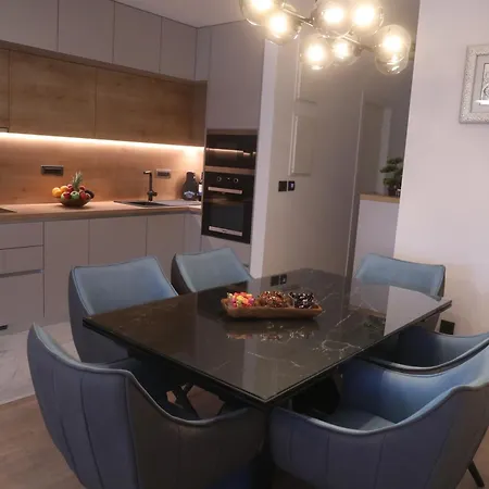 Апартаменти Harmony Luxe Private Garage And Terrace