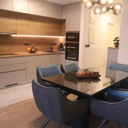 Harmony Luxe Residence Split Private Garage And Terrace